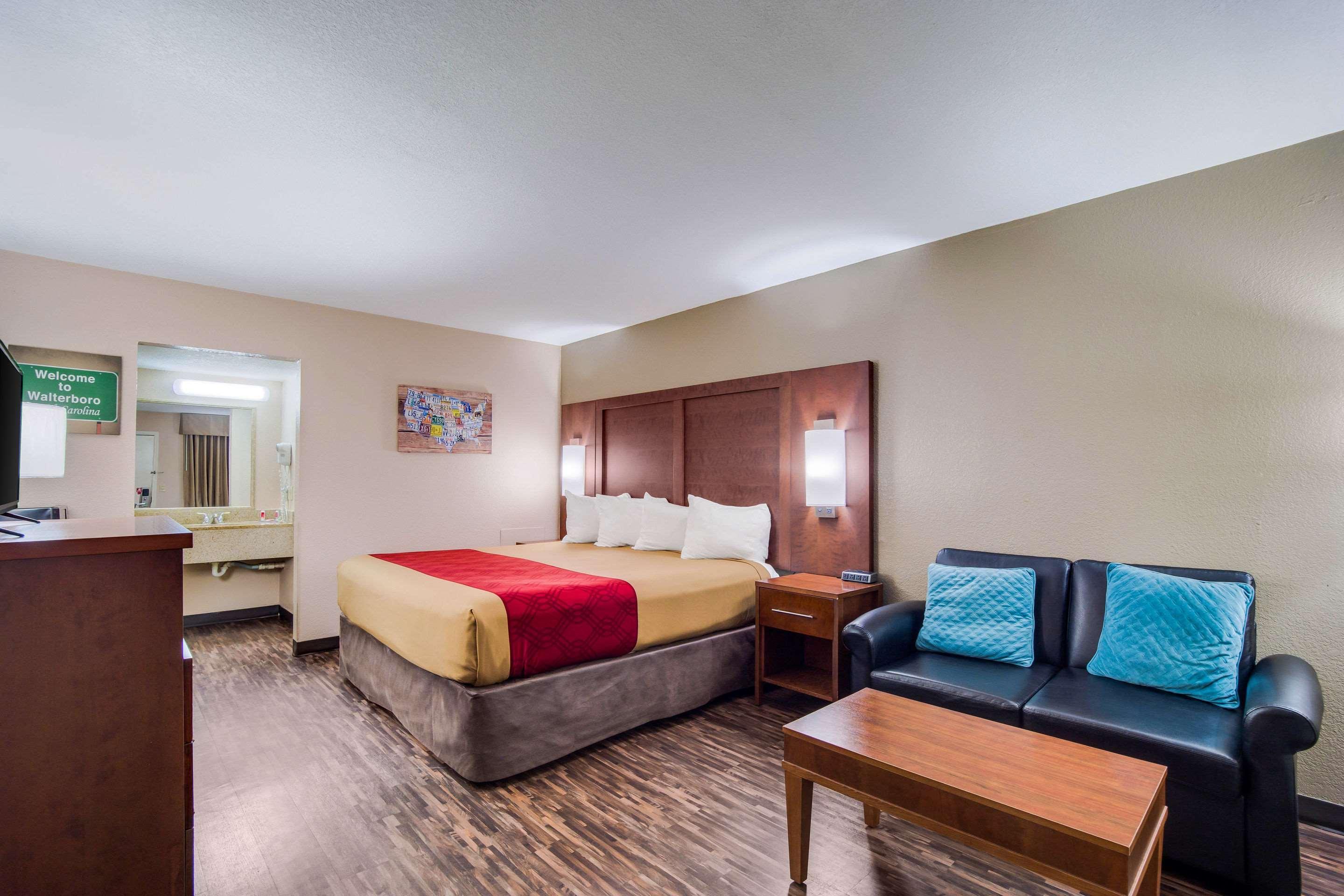 Hotel Walterboro Southwest Bagian luar foto