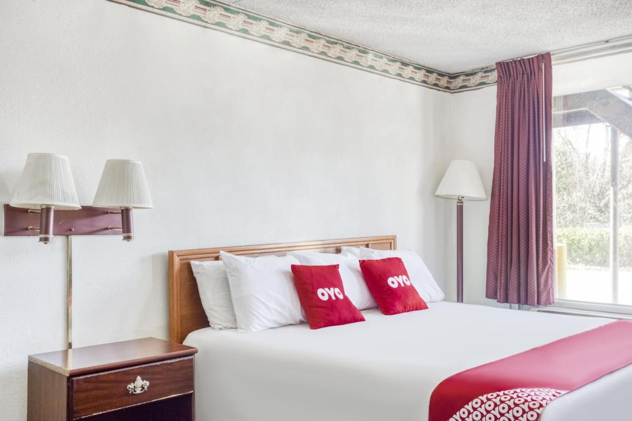 Hotel Walterboro Southwest Bagian luar foto
